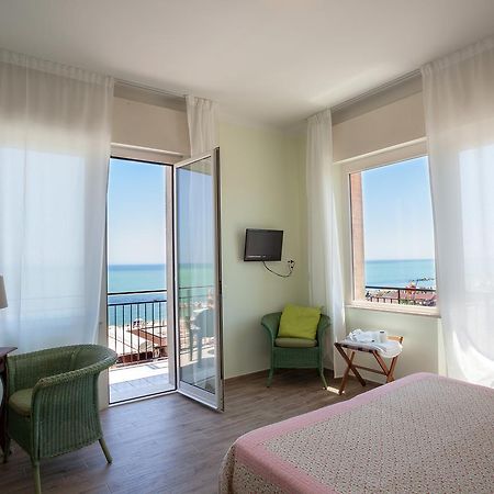 Hotel Bianchi Nicola Porto Recanati Exteriér fotografie