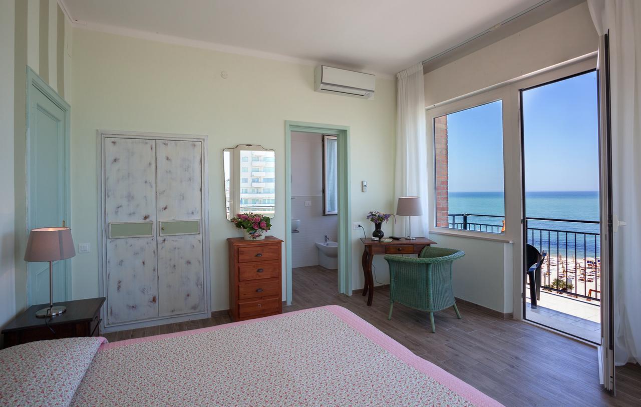 Hotel Bianchi Nicola Porto Recanati Exteriér fotografie