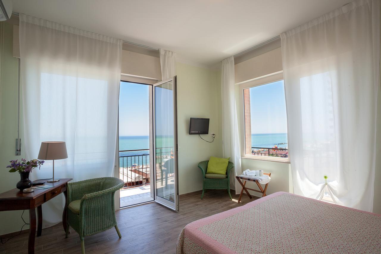 Hotel Bianchi Nicola Porto Recanati Exteriér fotografie